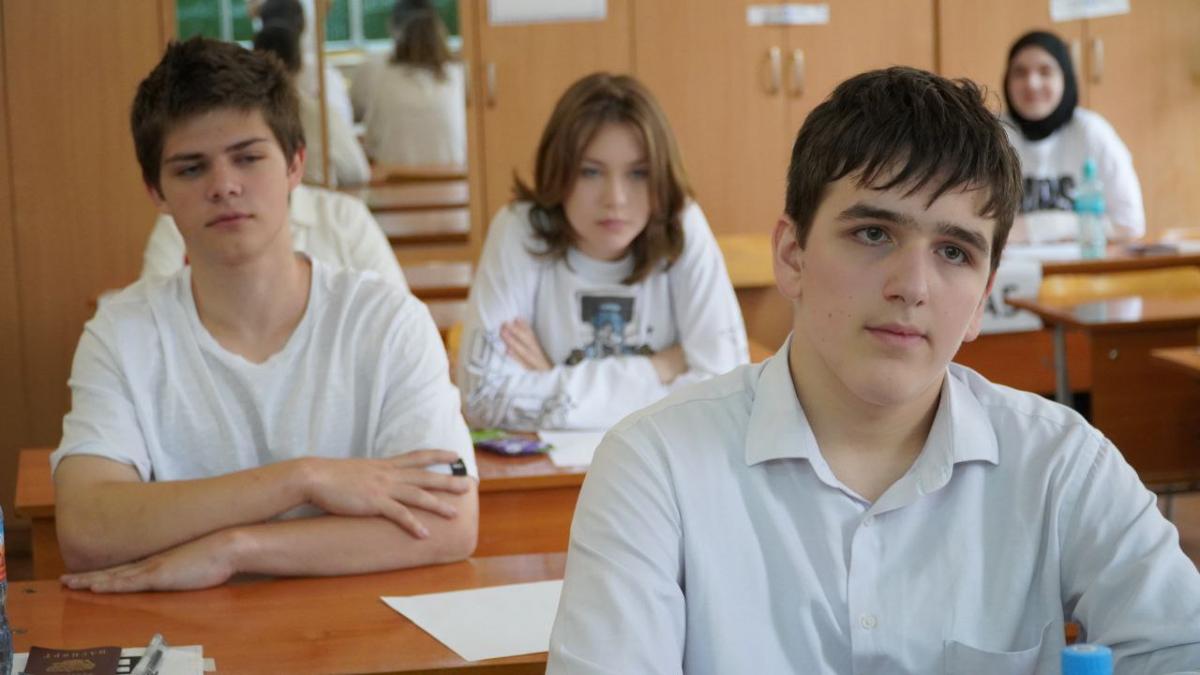 Сегодня 21 тысяча девятиклассников Дагестана сдают ОГЭ