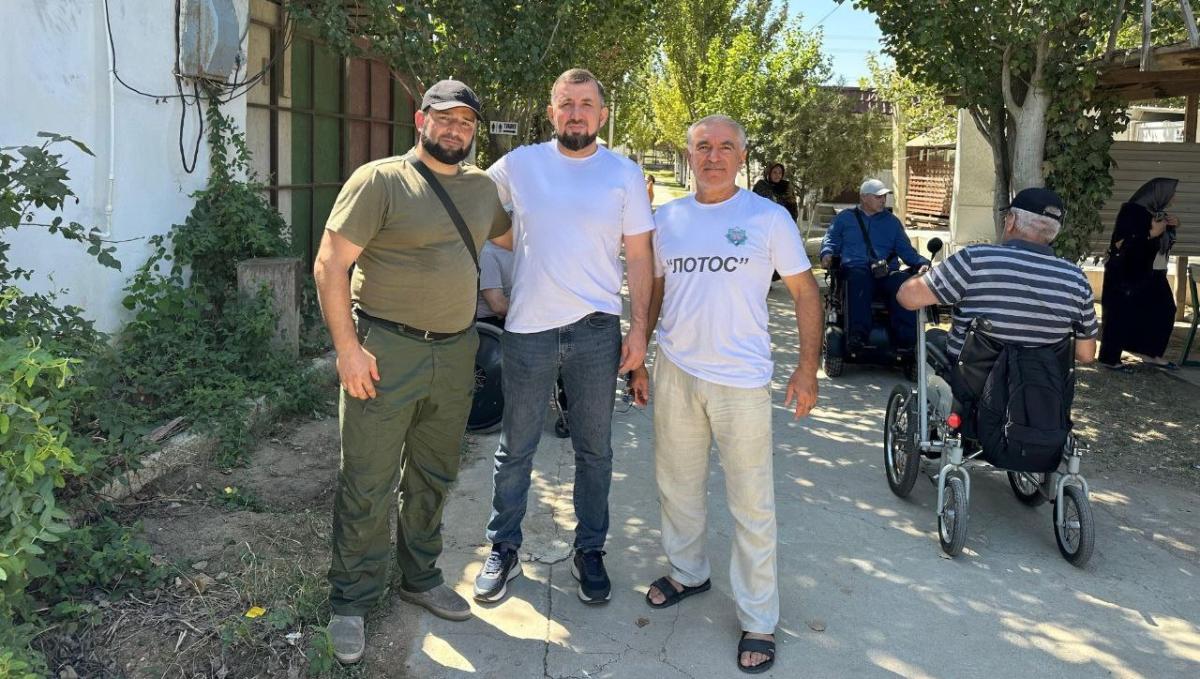 Шамиль Омаров посетил спортивно-оздоровительный комплекс «Лотос»